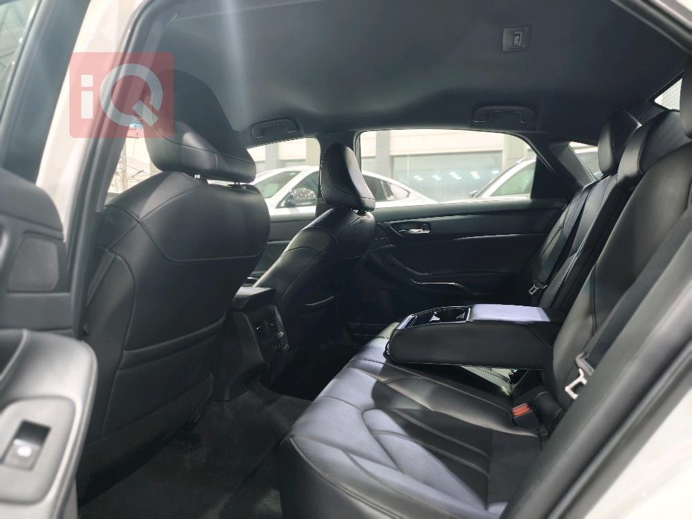 تويوتا أفالون